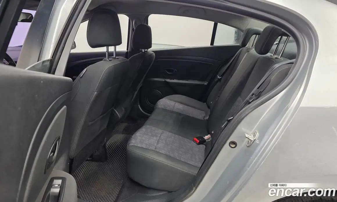Renault (Samsung) SM3 2014 1.6 автомат (гидро), фото 18 Renault (Samsung) SM3 2014 1.6 автомат (гидро), фото 18