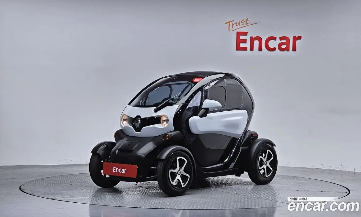 Renault (Samsung) Twizy 2019 0.1 автомат (гидро), фото 1 Renault (Samsung) Twizy 2019 0.1 автомат (гидро), фото 1