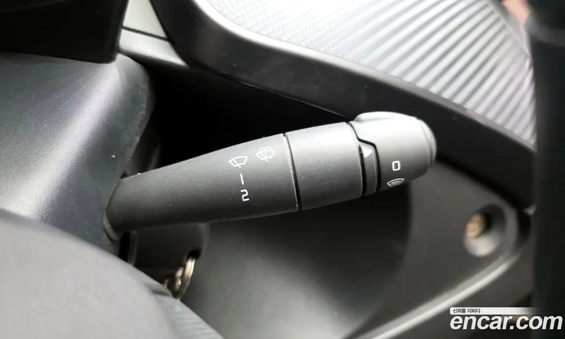 Renault (Samsung) Twizy 2019 0.1 автомат (гидро), фото 16 Renault (Samsung) Twizy 2019 0.1 автомат (гидро), фото 16