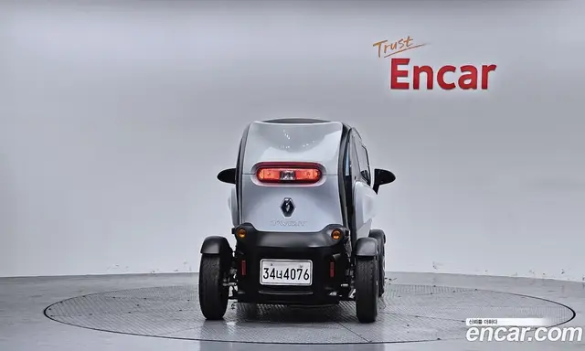 Renault (Samsung) Twizy 2019 0.1 автомат (гидро), миниатюра 4 Renault (Samsung) Twizy 2019 0.1 автомат (гидро), миниатюра 4