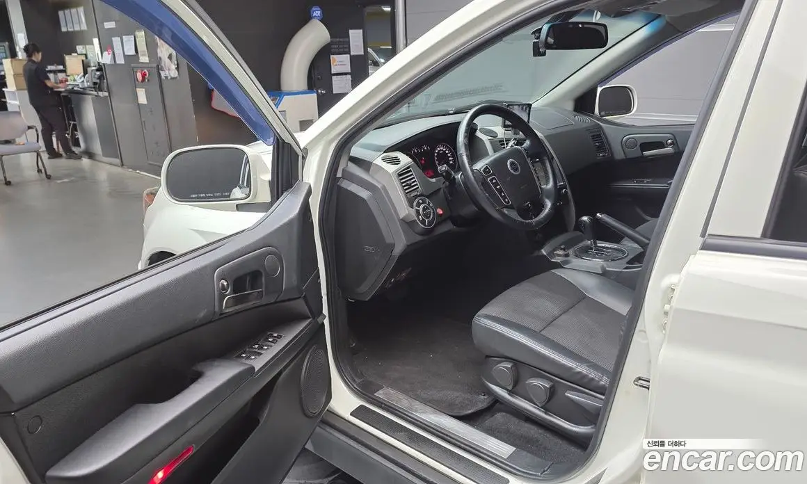 SsangYong Korando 2013 2.0 автомат (гидро), фото 13