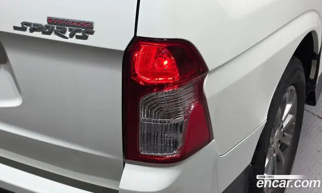 SsangYong Korando 2013 2.0 автомат (гидро), миниатюра 9