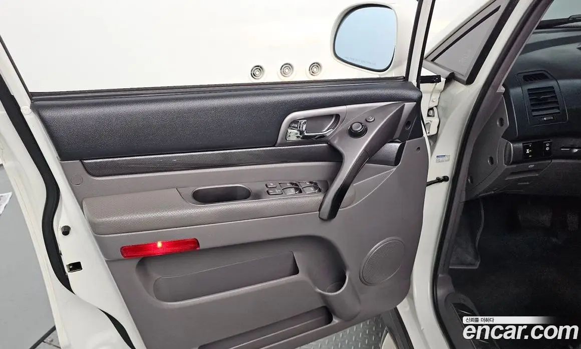 SsangYong Korando 2014 2.0 автомат (гидро), фото 13