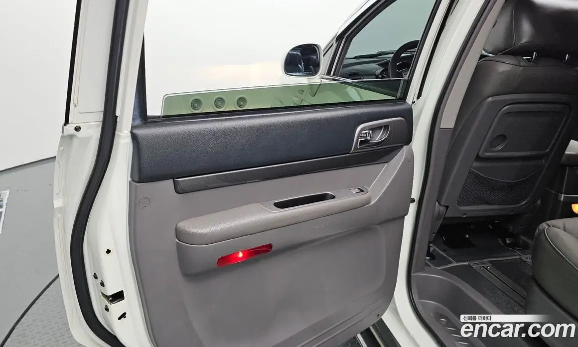 SsangYong Korando 2014 2.0 автомат (гидро), фото 14