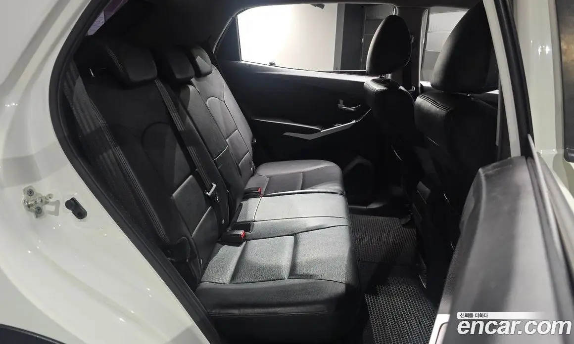 SsangYong Korando 2016 2.2 автомат (гидро), фото 17