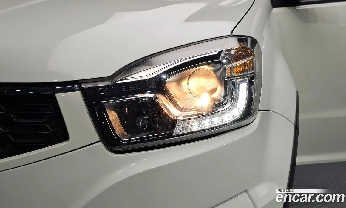 SsangYong Korando 2016 2.2 автомат (гидро), фото 8