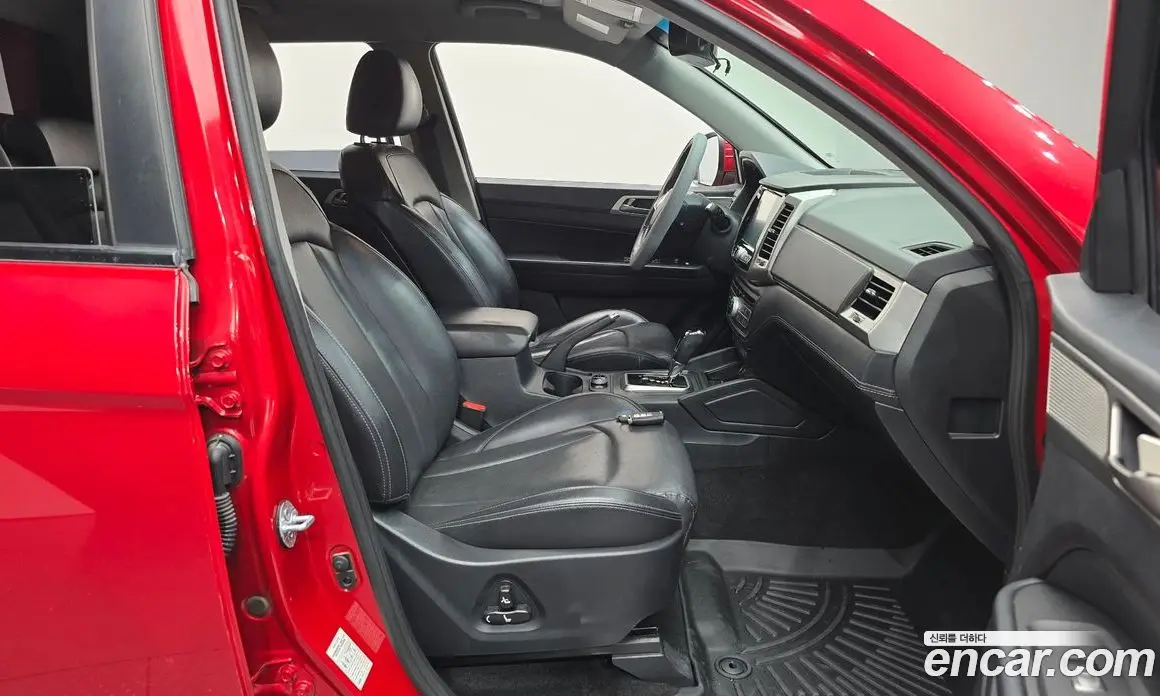 SsangYong Rexton 2018 2.2 автомат (гидро), фото 16