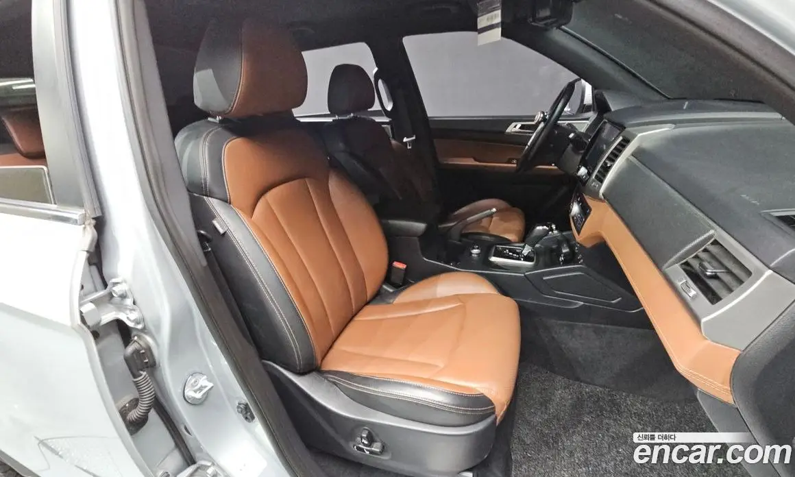 SsangYong Rexton 2018 2.2 автомат (гидро), фото 18