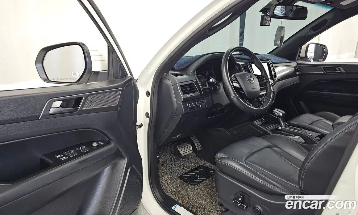 SsangYong Rexton 2022 2.2 автомат (гидро), фото 13