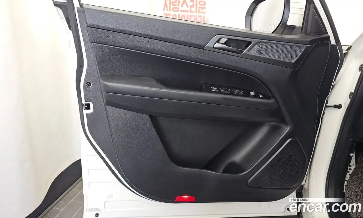 SsangYong Rexton 2022 2.2 автомат (гидро), фото 14