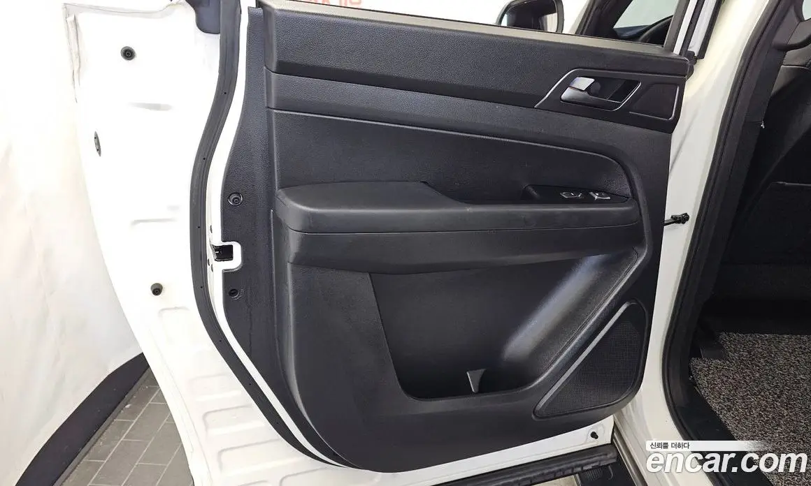 SsangYong Rexton 2022 2.2 автомат (гидро), фото 15