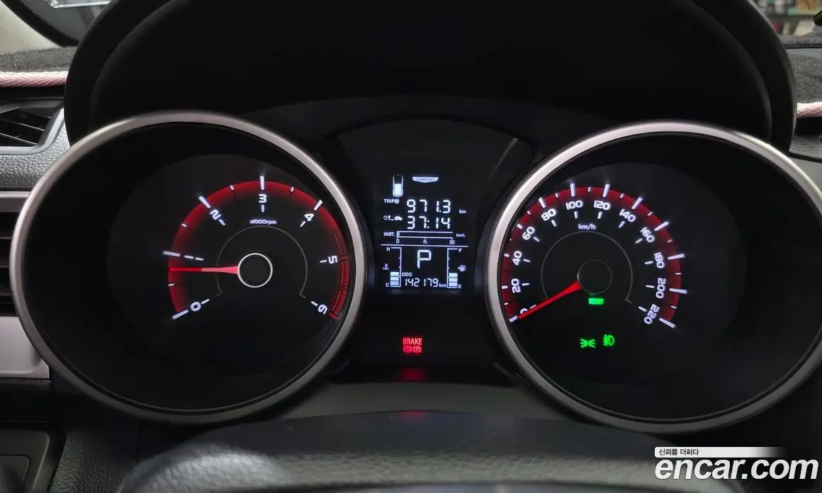SsangYong TIBOLI 2015 1.6 автомат (гидро), фото 11