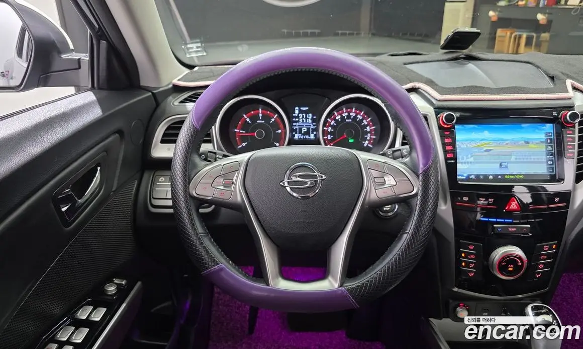 SsangYong TIBOLI 2015 1.6 автомат (гидро), фото 18