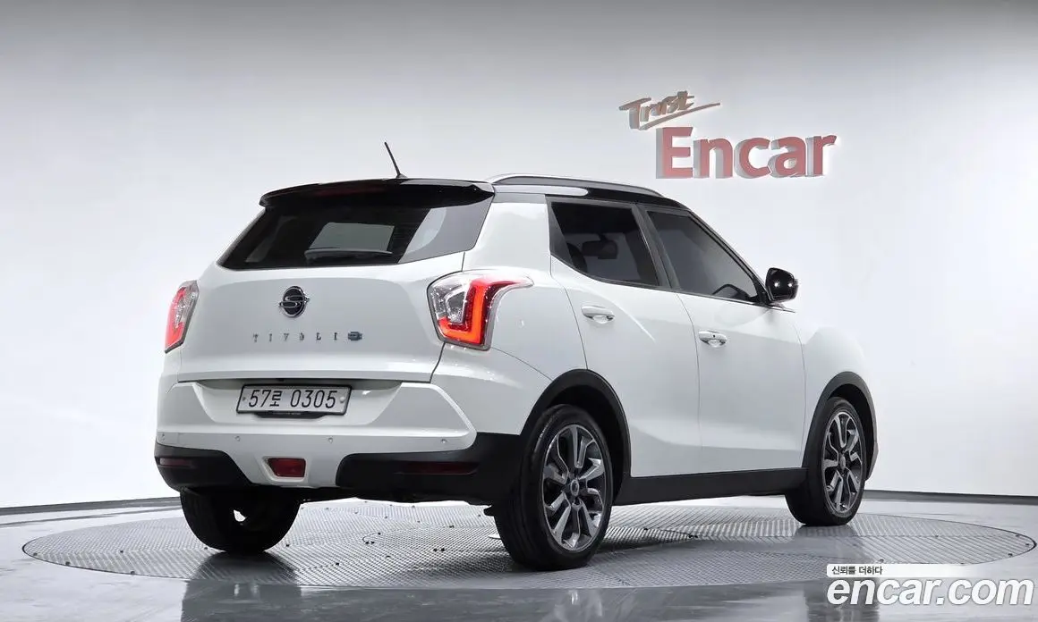 SsangYong TIBOLI 2016 1.6 автомат (гидро), фото 1 SsangYong TIBOLI 2016 1.6 автомат (гидро), фото 1