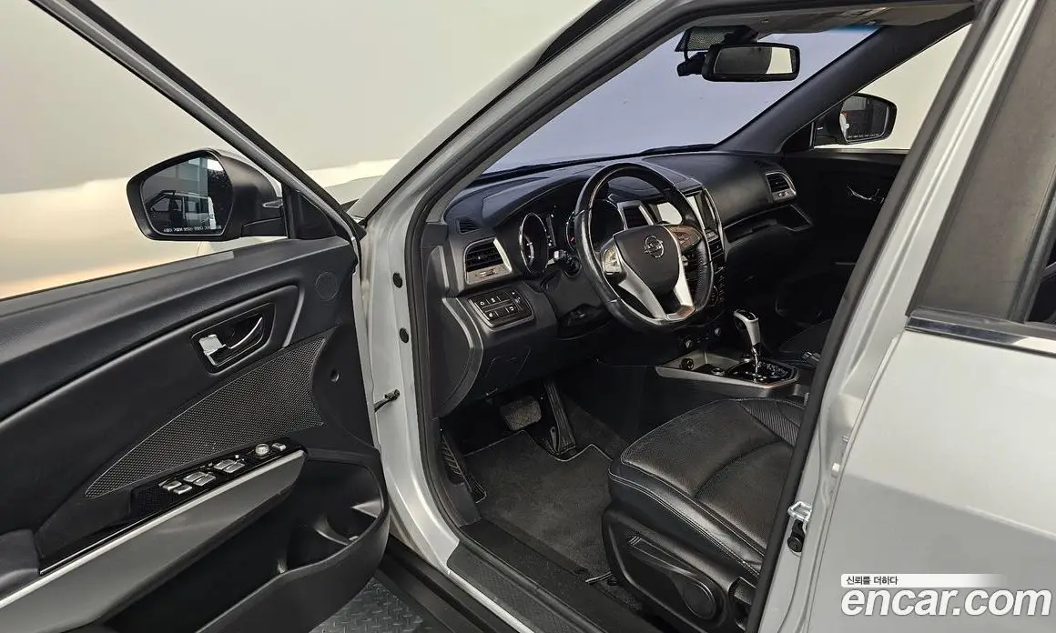 SsangYong TIBOLI 2016 1.6 автомат (гидро), фото 12