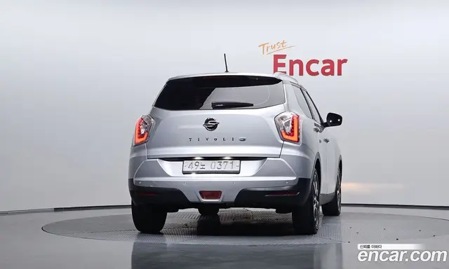SsangYong TIBOLI 2016 1.6 автомат (гидро), миниатюра 3