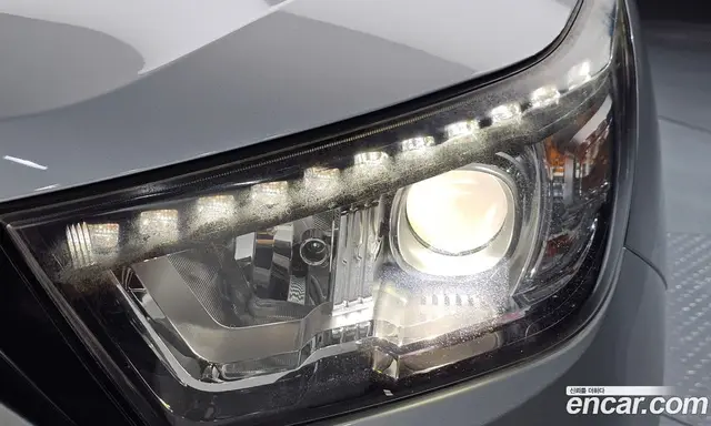 SsangYong TIBOLI 2016 1.6 автомат (гидро), миниатюра 7