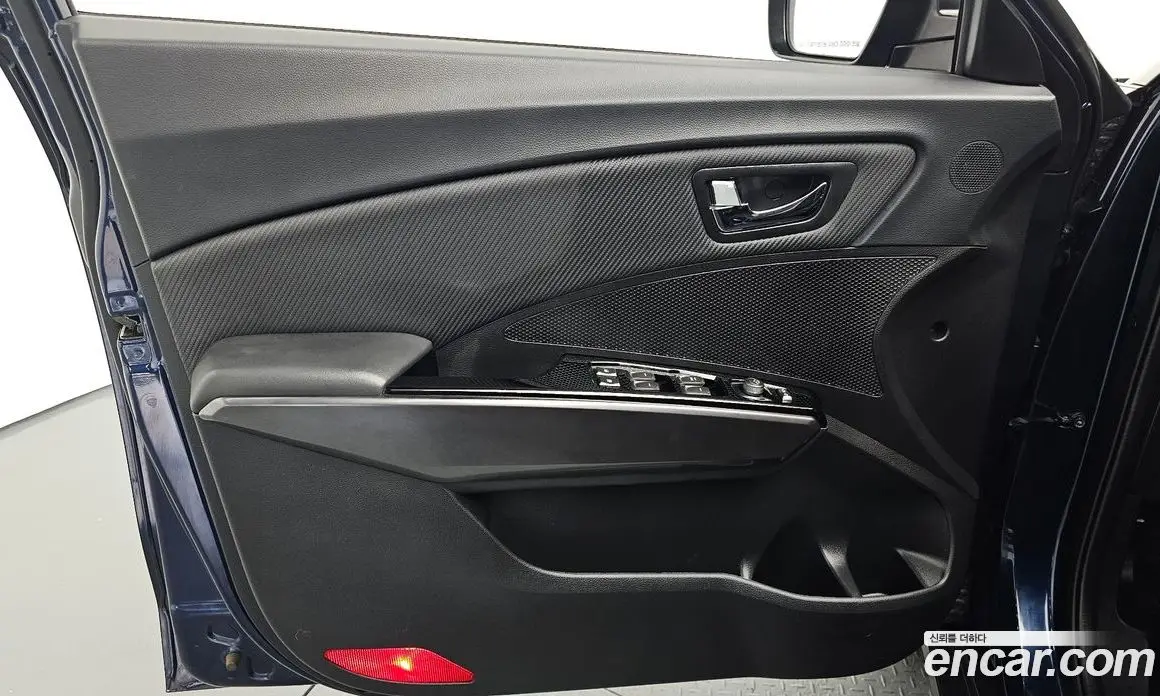 SsangYong TIBOLI 2019 1.5 автомат (гидро), фото 14 SsangYong TIBOLI 2019 1.5 автомат (гидро), фото 14