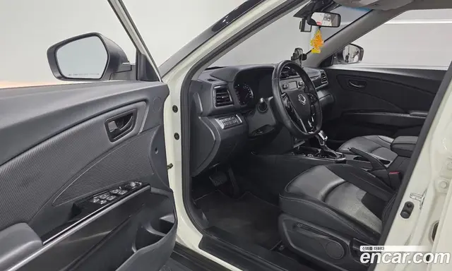 SsangYong TIBOLI 2020 1.6 автомат (гидро), миниатюра 12