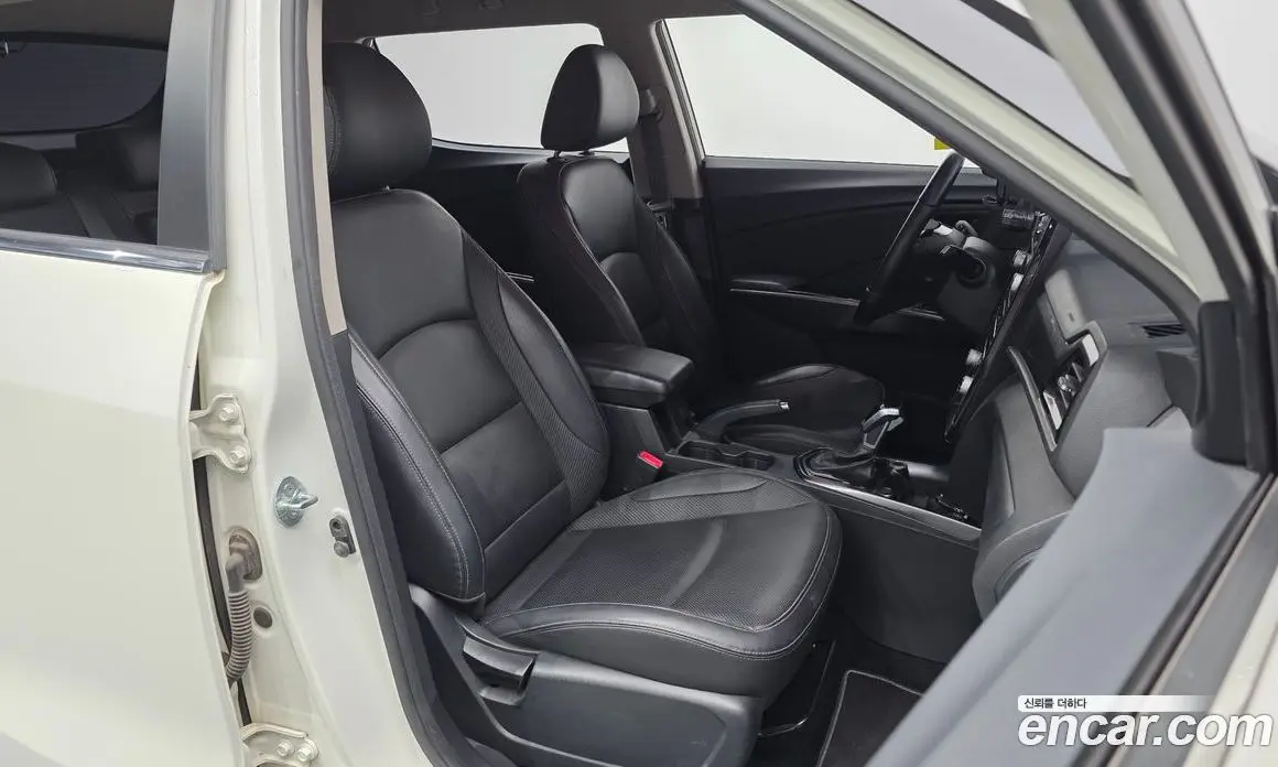 SsangYong TIBOLI 2020 1.6 автомат (гидро), фото 17 SsangYong TIBOLI 2020 1.6 автомат (гидро), фото 17