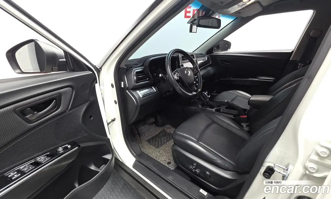 SsangYong TIBOLI 2020 1.5 автомат (гидро), фото 13