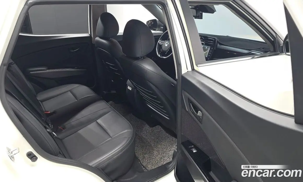 SsangYong TIBOLI 2020 1.5 автомат (гидро), фото 17