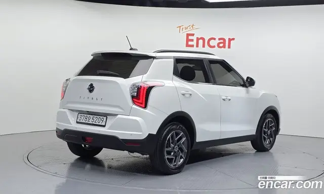 SsangYong TIBOLI 2022 1.5 автомат (гидро), миниатюра 2