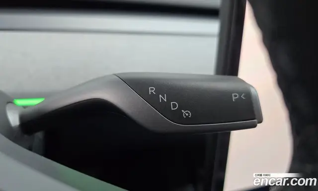 Tesla Model Y 2024 0.2 автомат (гидро), миниатюра 11 Tesla Model Y 2024 0.2 автомат (гидро), миниатюра 11