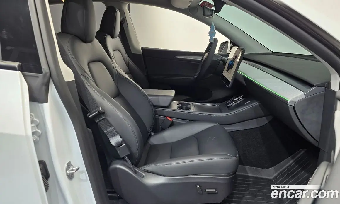 Tesla Model Y 2024 0.2 автомат (гидро), фото 15 Tesla Model Y 2024 0.2 автомат (гидро), фото 15