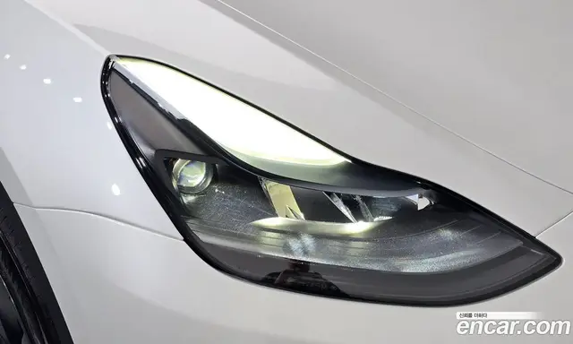 Tesla Model Y 2024 0.2 автомат (гидро), миниатюра 7 Tesla Model Y 2024 0.2 автомат (гидро), миниатюра 7