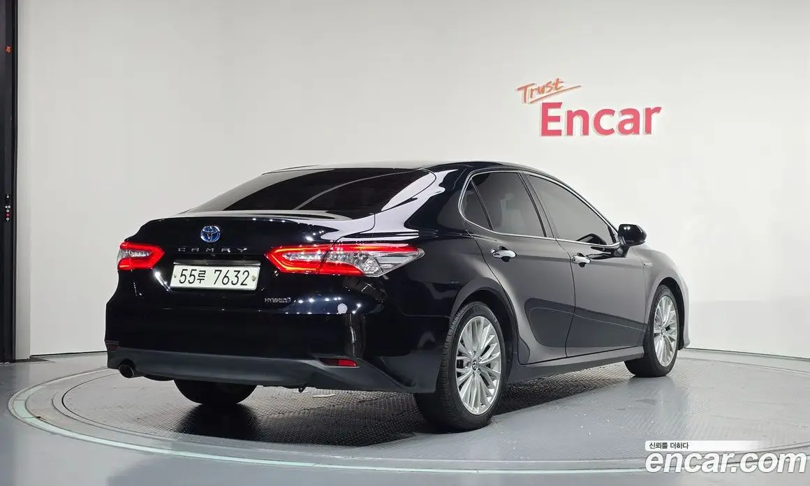 Toyota Camry 2017 2.5 автомат (гидро), фото 1 Toyota Camry 2017 2.5 автомат (гидро), фото 1