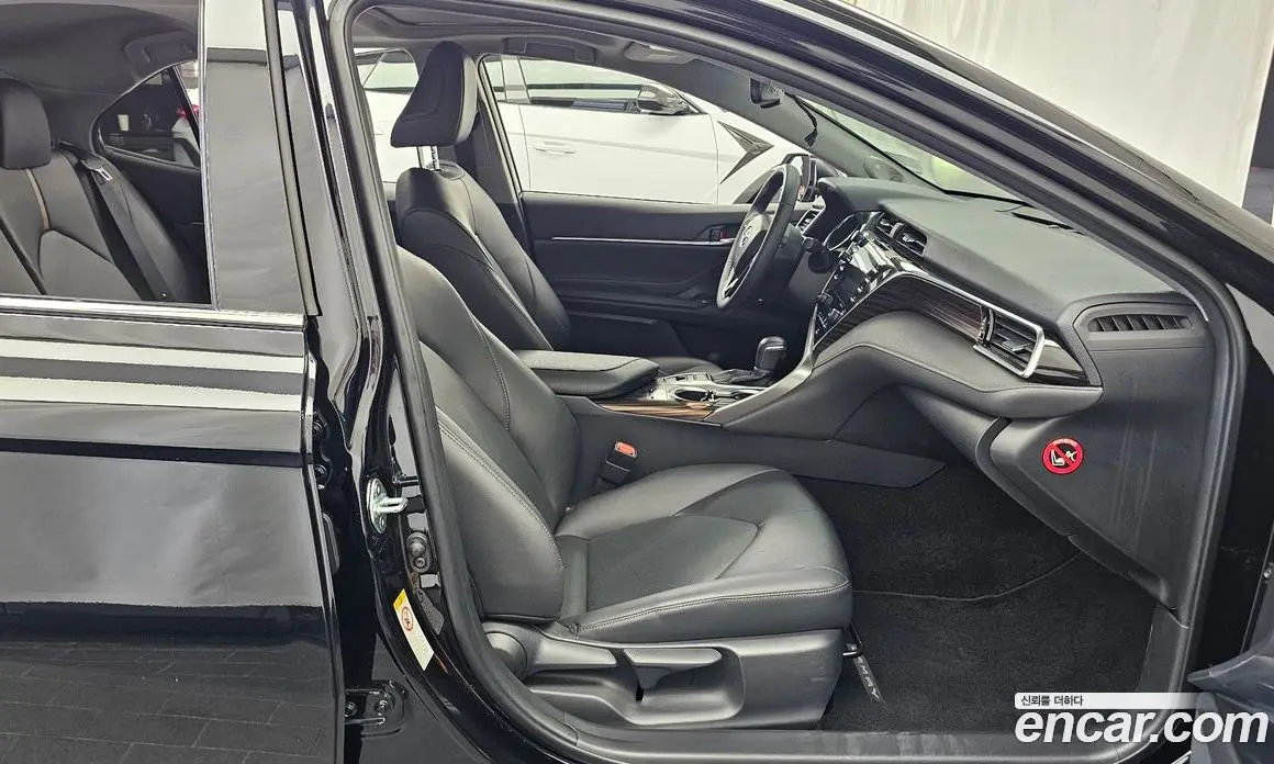 Toyota Camry 2017 2.5 автомат (гидро), фото 16 Toyota Camry 2017 2.5 автомат (гидро), фото 16