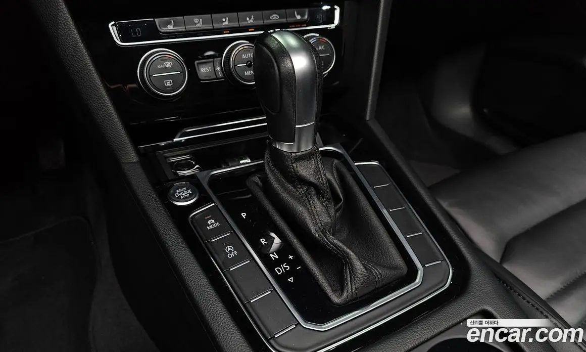 Volkswagen Passat 2018 2.0 автомат (гидро), фото 12 Volkswagen Passat 2018 2.0 автомат (гидро), фото 12