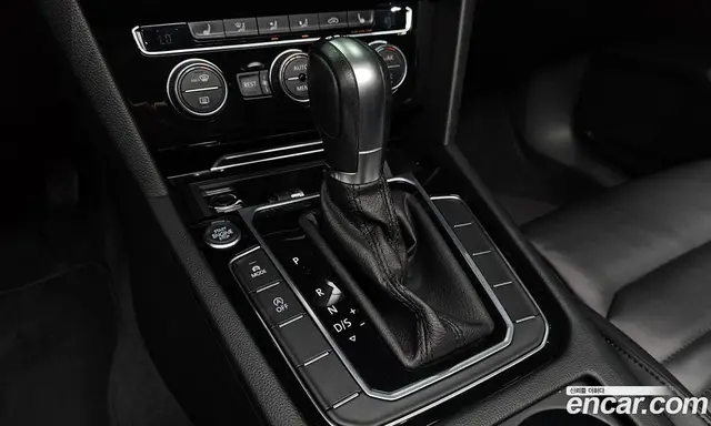 Volkswagen Passat 2018 2.0 автомат (гидро), миниатюра 12