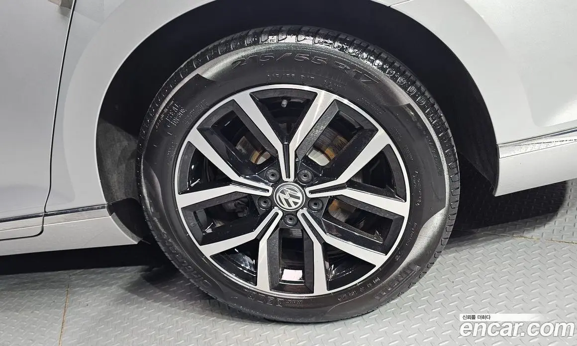 Volkswagen Passat 2018 2.0 автомат (гидро), фото 7 Volkswagen Passat 2018 2.0 автомат (гидро), фото 7