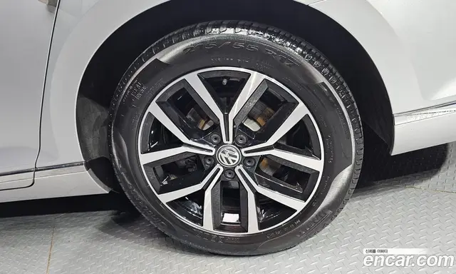 Volkswagen Passat 2018 2.0 автомат (гидро), миниатюра 7 Volkswagen Passat 2018 2.0 автомат (гидро), миниатюра 7