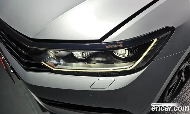 Volkswagen Passat 2018 2.0 автомат (гидро), миниатюра 8 Volkswagen Passat 2018 2.0 автомат (гидро), миниатюра 8