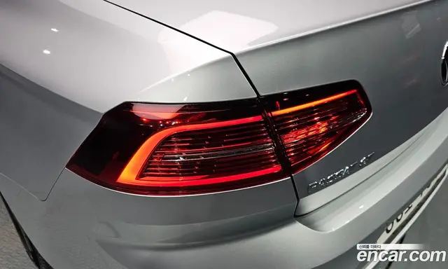 Volkswagen Passat 2018 2.0 автомат (гидро), миниатюра 9 Volkswagen Passat 2018 2.0 автомат (гидро), миниатюра 9