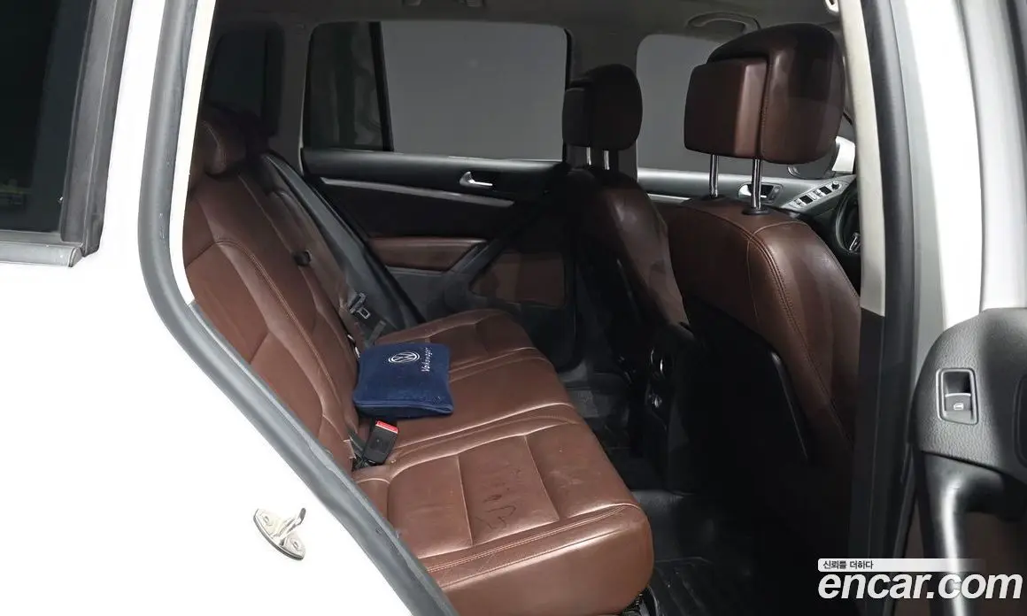 Volkswagen Tiguan 2015 2.0 автомат (гидро), фото 12
