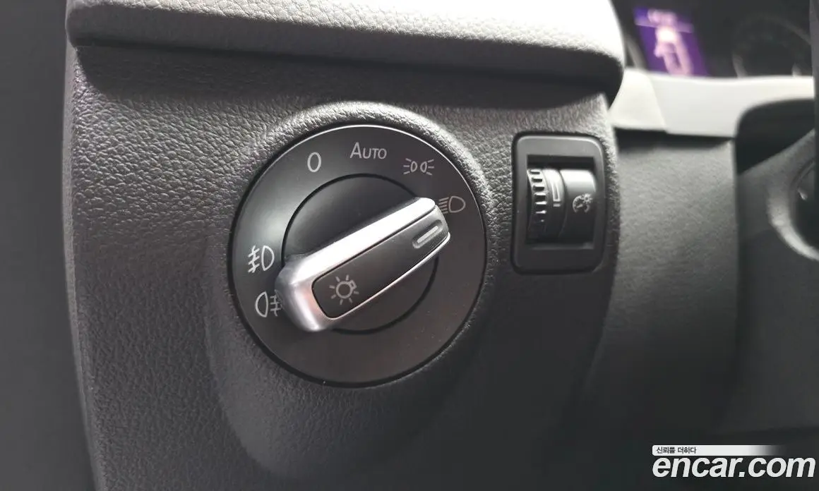 Volkswagen Tiguan 2015 2.0 автомат (гидро), фото 18