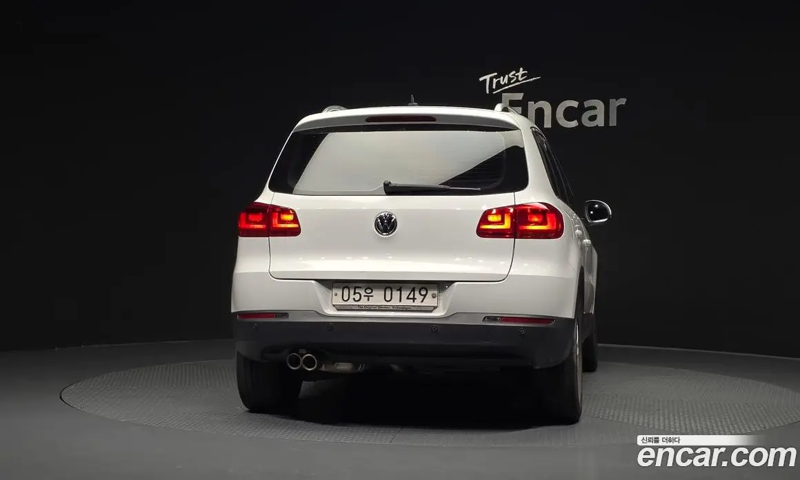 Volkswagen Tiguan 2015 2.0 автомат (гидро), фото 4