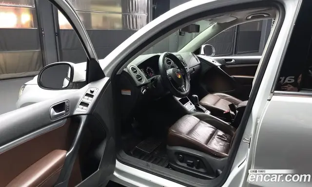 Volkswagen Tiguan 2015 2.0 автомат (гидро), миниатюра 10