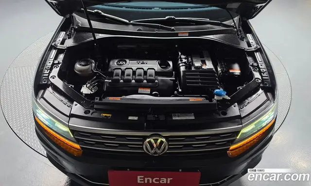 Volkswagen Tiguan 2018 2.0 автомат (гидро), миниатюра 5