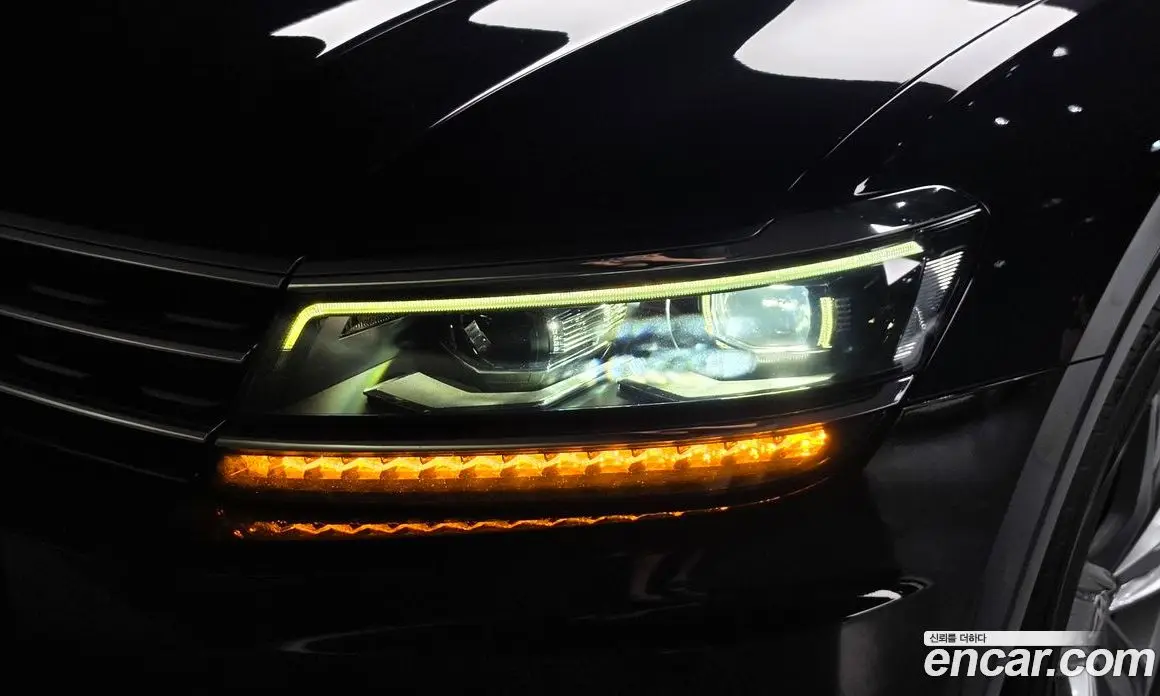 Volkswagen Tiguan 2018 2.0 автомат (гидро), фото 7