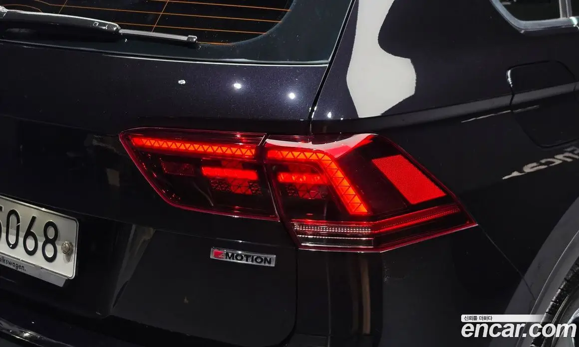 Volkswagen Tiguan 2018 2.0 автомат (гидро), фото 8