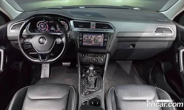 Volkswagen Tiguan 2018 2.0 автомат (гидро), миниатюра 9