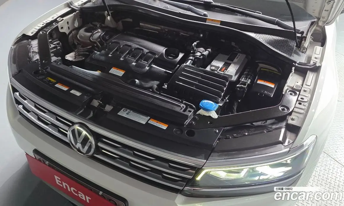 Volkswagen Tiguan 2019 2.0 автомат (гидро), фото 6 Volkswagen Tiguan 2019 2.0 автомат (гидро), фото 6