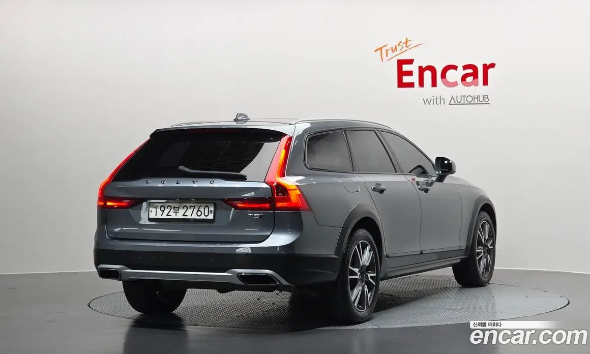 Volvo V90 2019 2.0 автомат (гидро), фото 2 Volvo V90 2019 2.0 автомат (гидро), фото 2