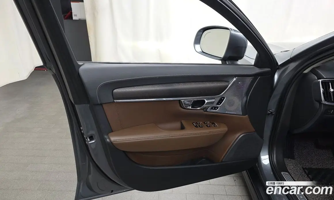 Volvo V90 2019 2.0 автомат (гидро), фото 14 Volvo V90 2019 2.0 автомат (гидро), фото 14
