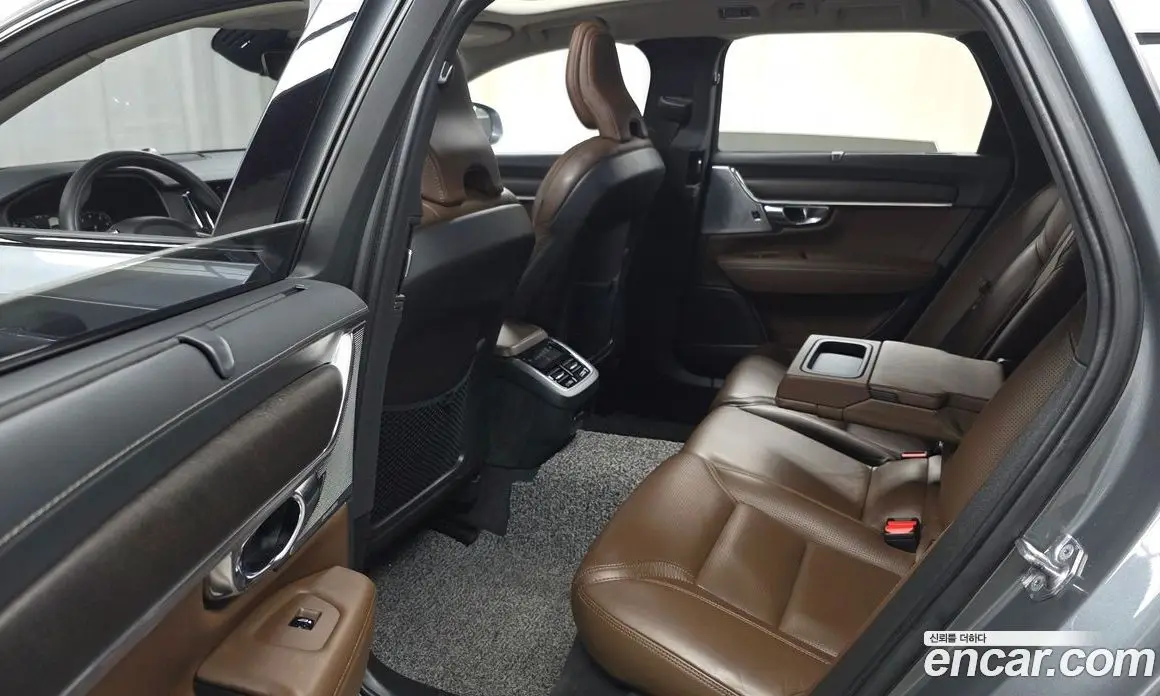 Volvo V90 2019 2.0 автомат (гидро), фото 17 Volvo V90 2019 2.0 автомат (гидро), фото 17
